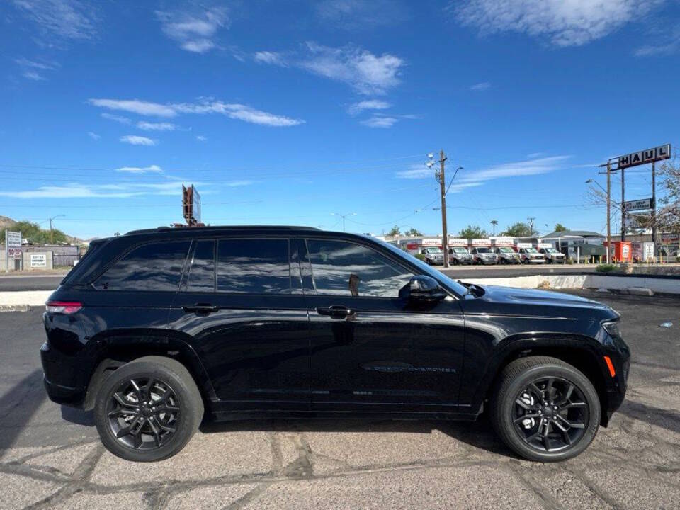 jeep grand cherokee 2023 1C4RJYB66P8904385 image jeep grand cherokee 2023 1C4RJYB66P8904385 image